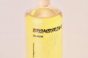 Brombyrina Silkgin