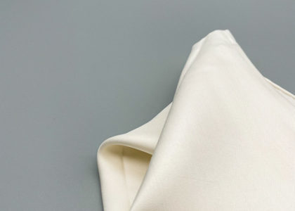 Einstecktuch Handgerollter Rand IVORY