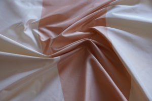 Taft Peach-Rost-Streifen