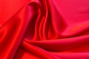 Stretch Satin Rubinrot