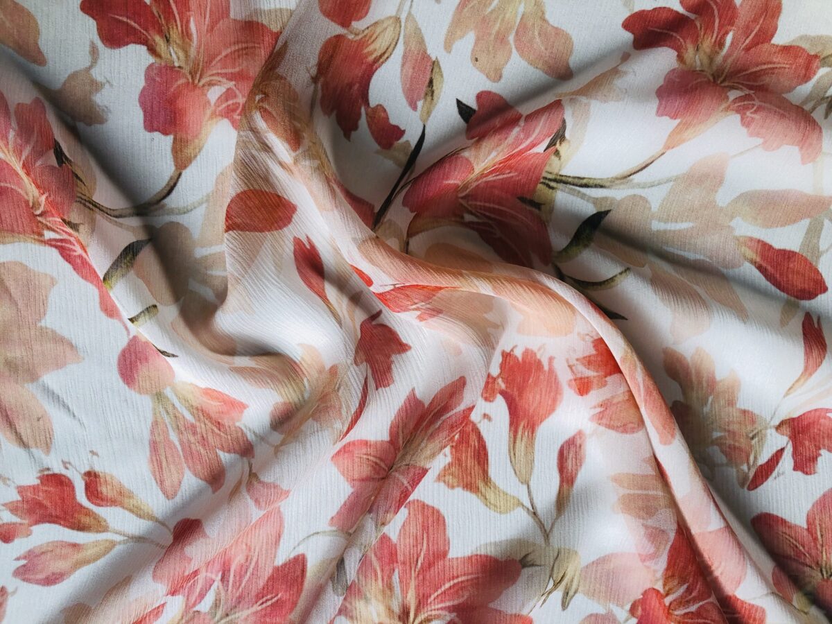 seiden créponne apricot blumen