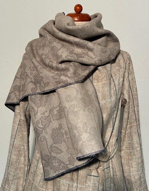 schal fleur blau gerandet